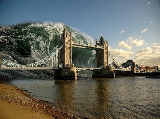 The Little Big Horn Strategy of Link Building - London-Bridge-Tsunami